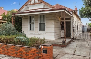 A foot into the Coburg market