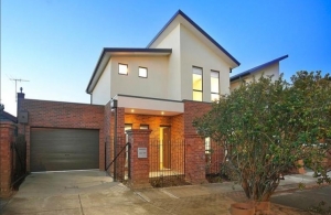 Tremendous Townhouse in Thornbury