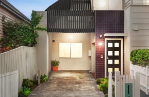 Owner Occupiers Purchase Townhouse in the Heart of Coburg